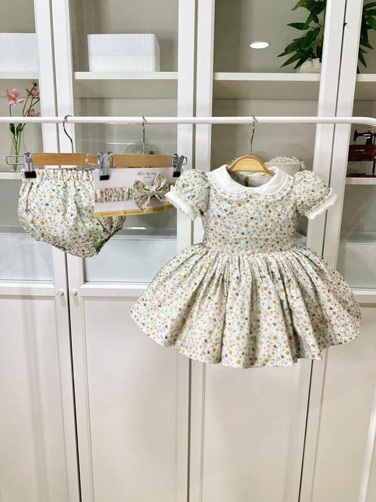 Atelier Des Reves Yumuşak Nane Çiçekli Klasik Çocuk Elbisesi