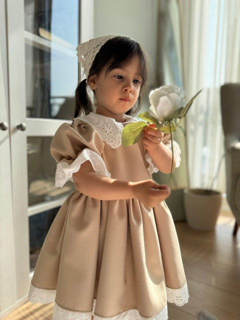 Atelier Des Reves Beige Colored Lace Collar Dress